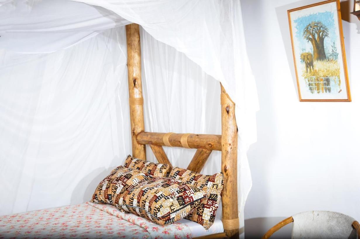 Charming Eco-Homestay Near Kilimanjaro International Airport Arusha Esterno foto