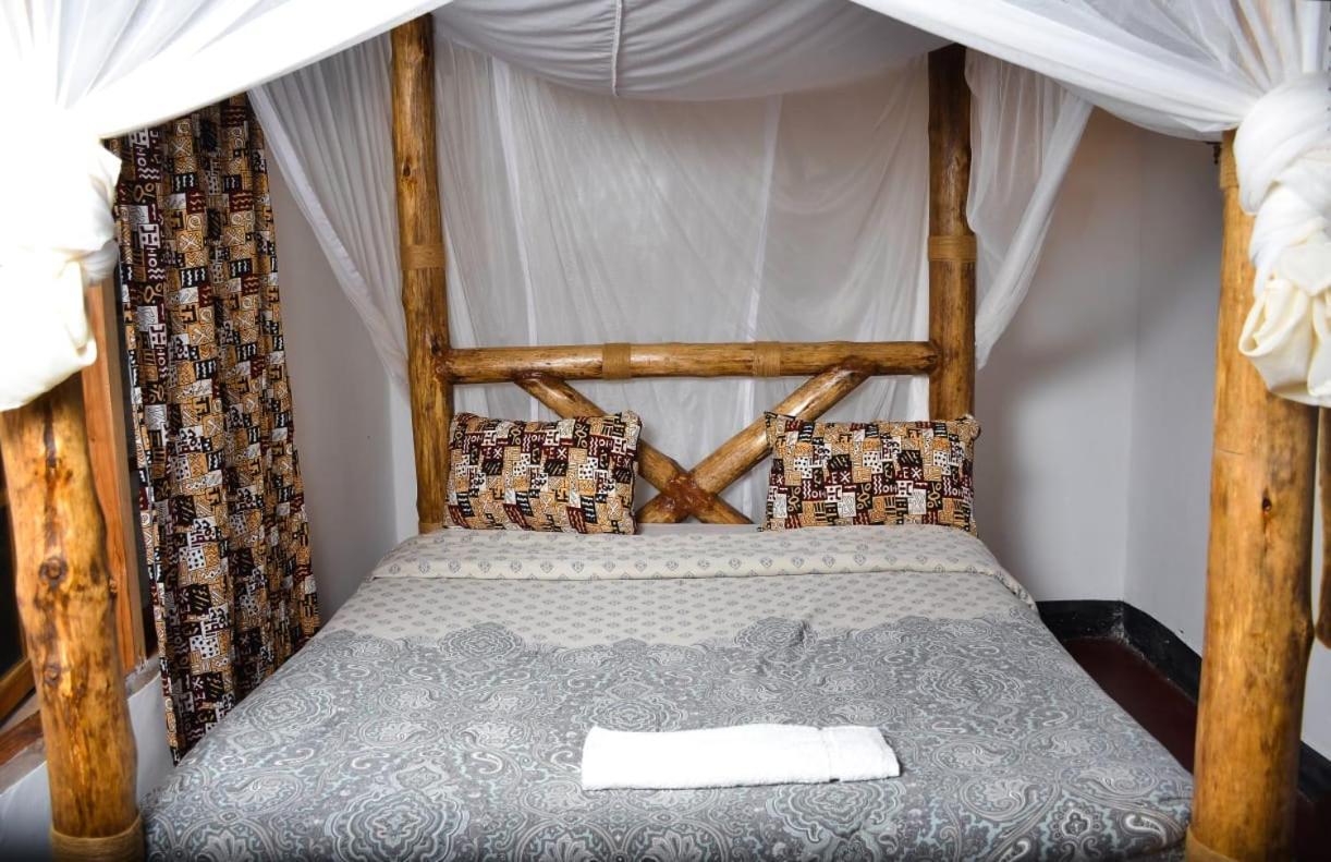Charming Eco-Homestay Near Kilimanjaro International Airport Arusha Esterno foto