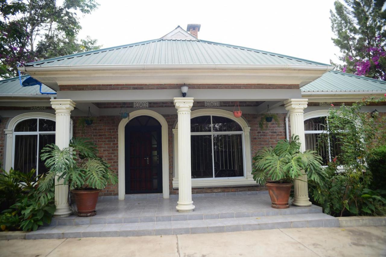 Charming Eco-Homestay Near Kilimanjaro International Airport Arusha Esterno foto