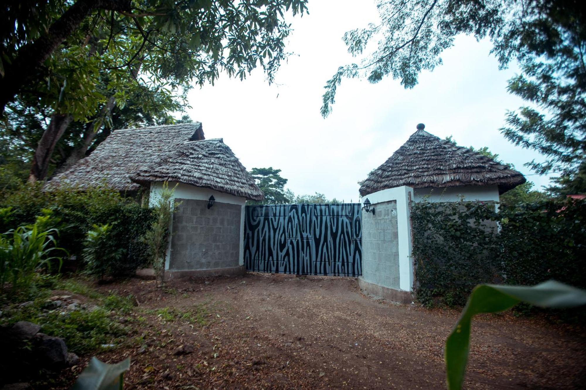 Charming Eco-Homestay Near Kilimanjaro International Airport Arusha Esterno foto